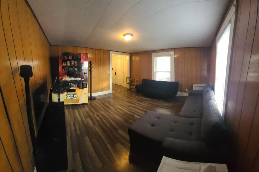 The Dragon'S Den 5 Bedroom House 1 Mile To Main St Tazewell المظهر الخارجي الصورة